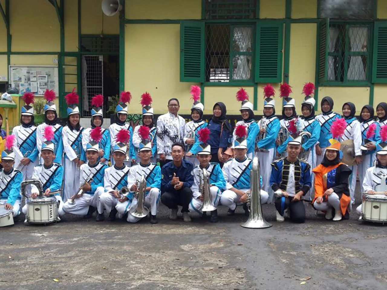 Tim Marching Band SMANSA